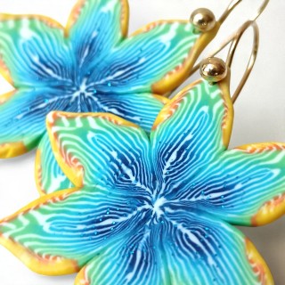 Boucles d'oreilles, pendants, pièce unique, artisan créateur, argile polymère, fimo, art, finesse, passion, délicatesse, fleur