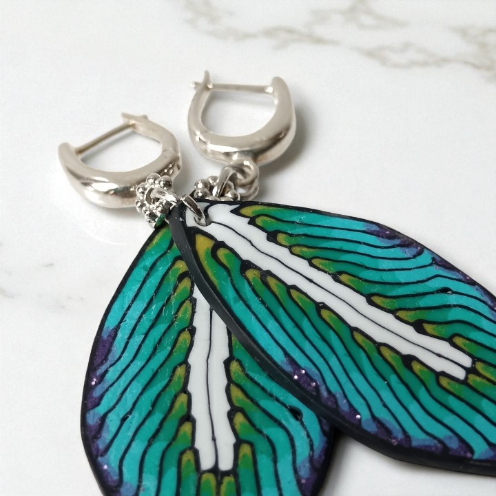Boucles d'oreilles, pendants, pièce unique, artisan créateur, argile polymère, fimo, art, finesse, passion, délicatesse, plume